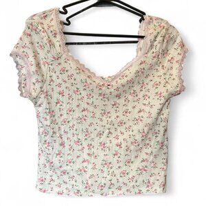 White Floral V-Neck Baby Tee with Pink Lace Trim | Soft Feminine Y2K Top